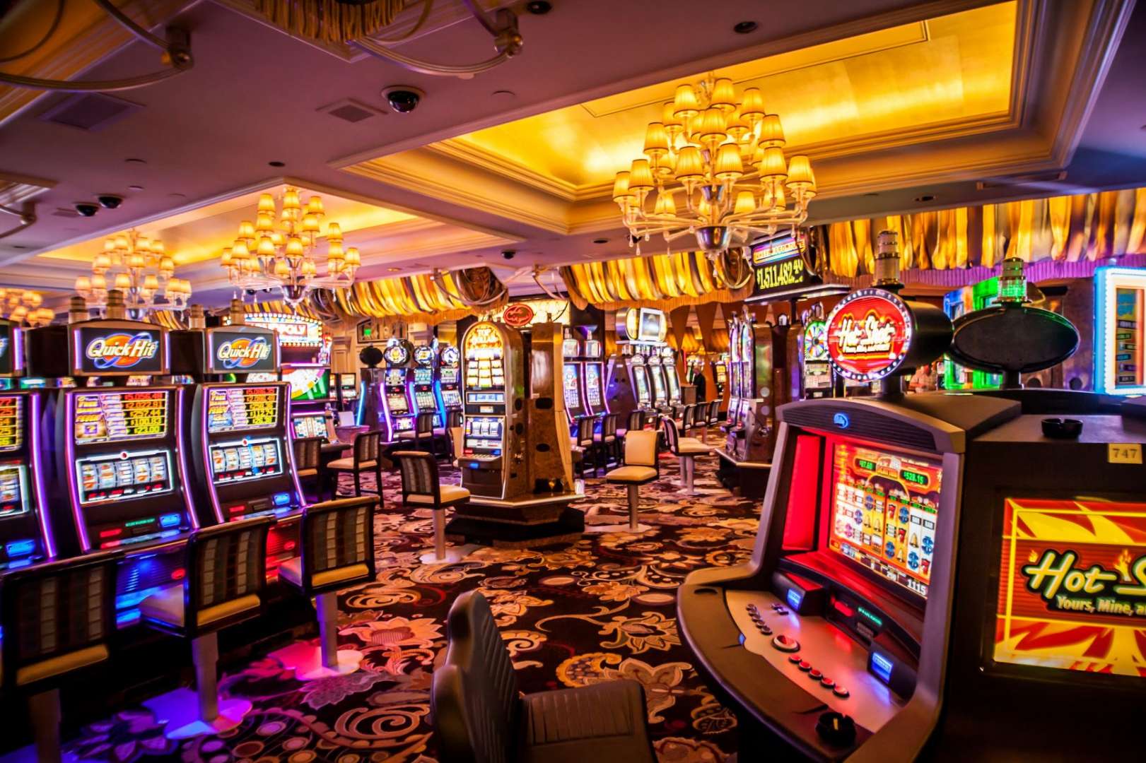 Poker Eldeki Strateji: Kazanma Yollarının Keşfi